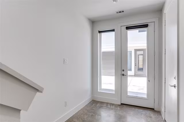 5714 Lindell Avenue, Dallas, TX 75206 photo 2