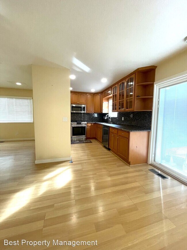 29267 Lone Tree Place photo 5