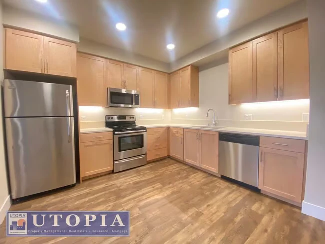 716 Darwin St Santa Cruz, CA 95062 photo 3
