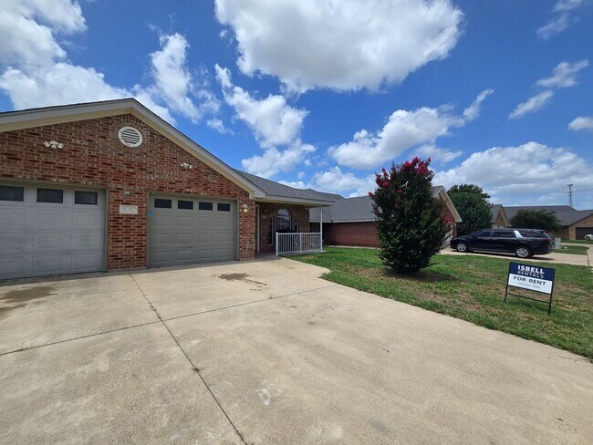 5010 Heather Ln Killeen, TX 76549 photo 2