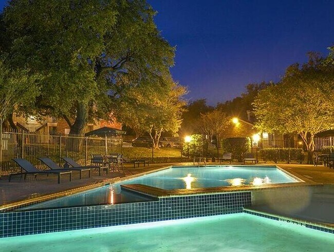 7001 S Congress Ave Austin, TX 78745 photo 5