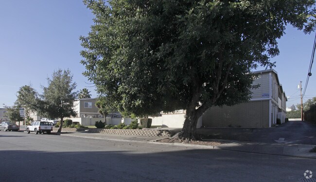 167 Acalanes Drive, Sunnyvale, CA 94086 photo 2