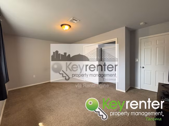 6526 S D St photo 4