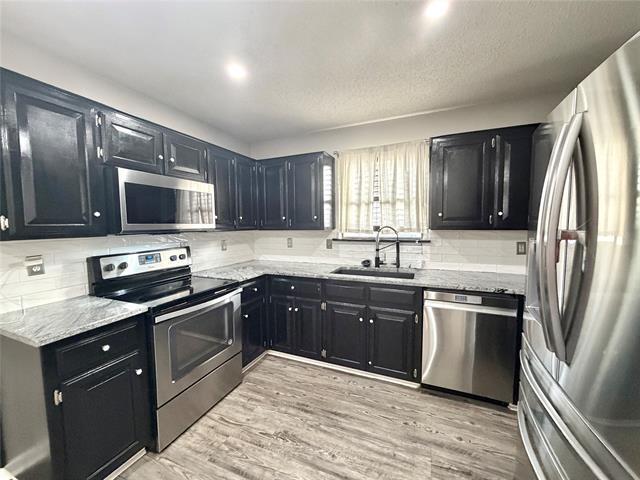 923 Wayne Ave Duncanville, TX 75137 photo 3