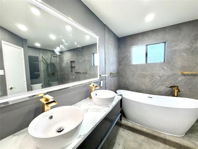 923 Wayne Ave Duncanville, TX 75137 photo 5