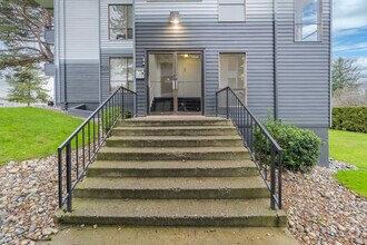 Easthill Apartments photo 3