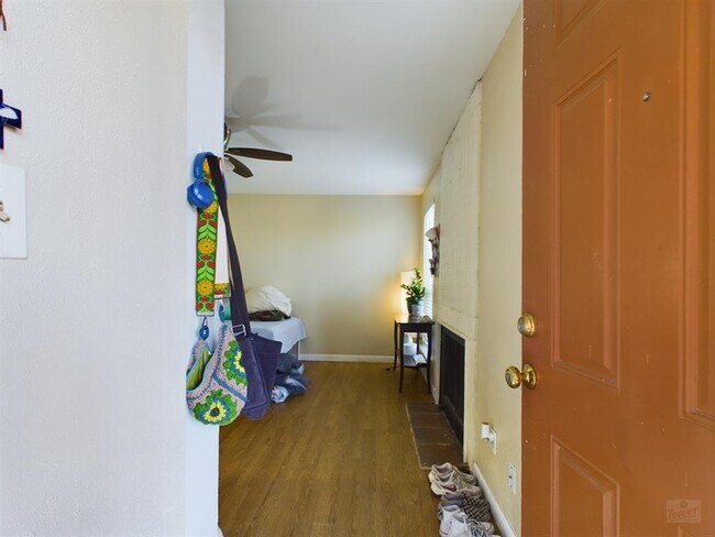 1000 West 26th Street, Austin, TX 78705 photo 3