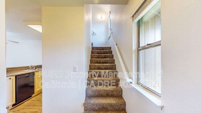 7603 Camino Colegio Rohnert Park, CA 94928 photo 3