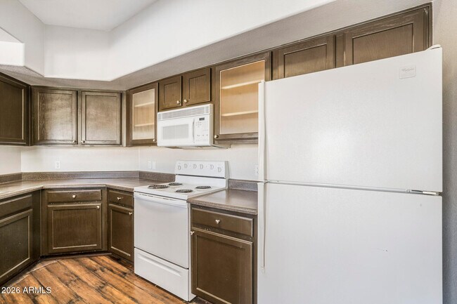 4644 N 22nd St Phoenix, AZ 85016 photo 5