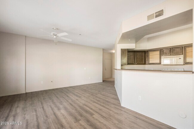 4644 N 22nd St Phoenix, AZ 85016 photo 3