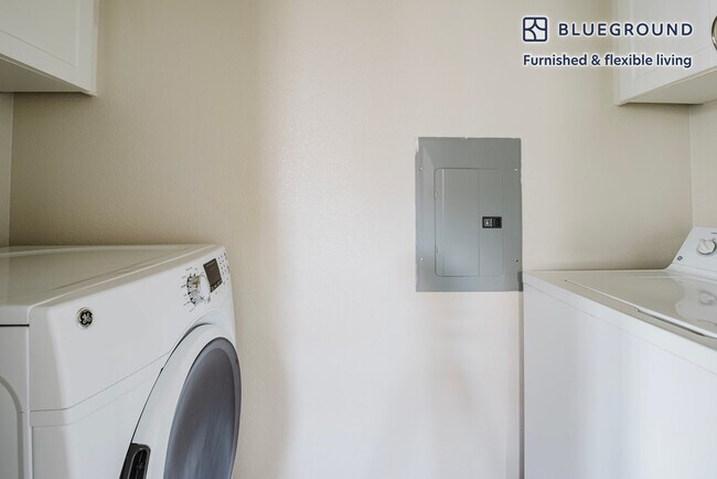 337 S Fremont St San Mateo, CA 94401 photo 5