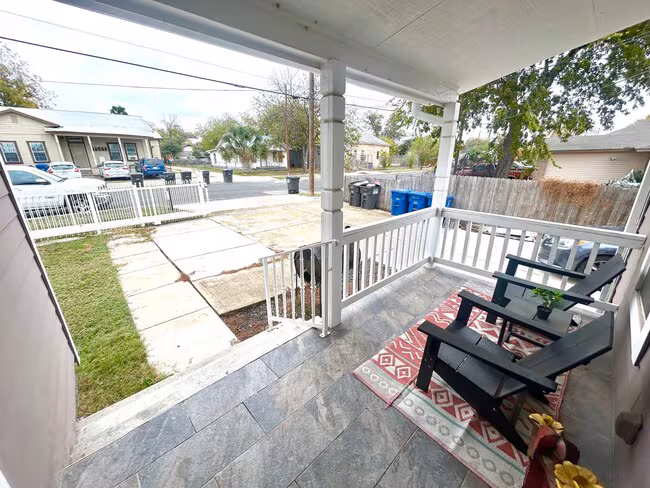 319 S Olive St San Antonio, TX 78203 photo 5