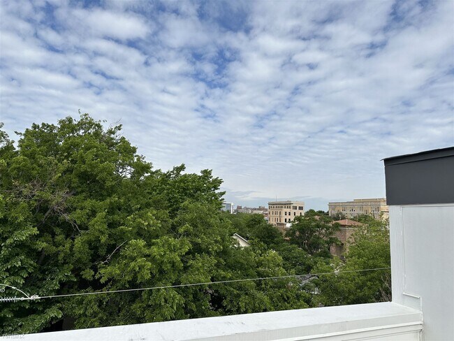 1120 Galveston Ave Fort Worth, TX 76104 photo 5