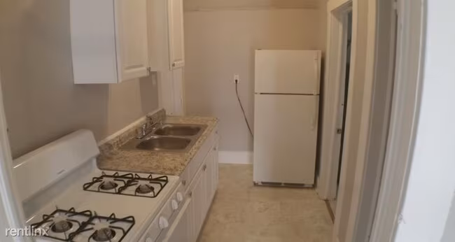 1138 W Ashby Pl San Antonio, TX 78201 photo 5