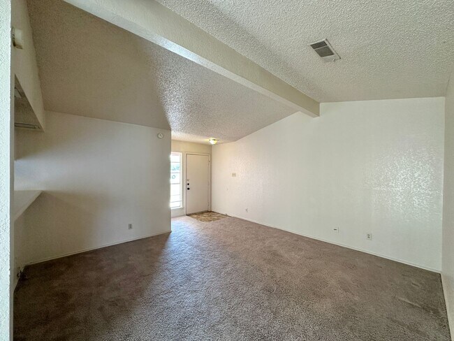 2210 Shoemaker Dr Killeen, TX 76543 photo 5