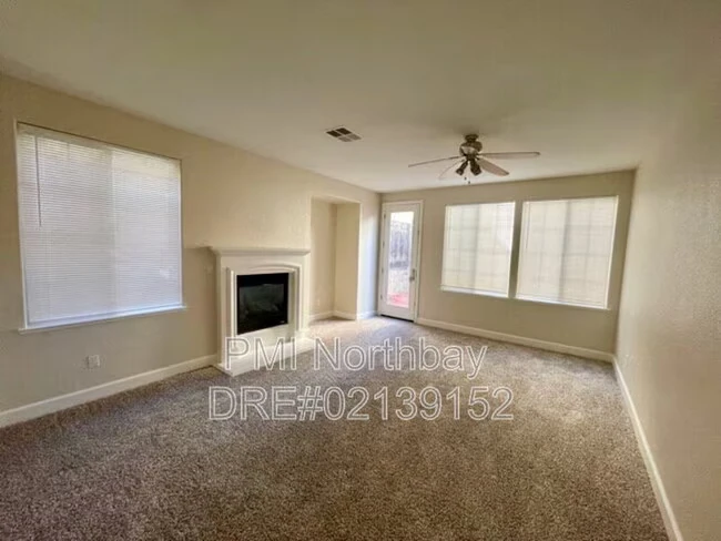 6347 Newhaven Ln Vallejo, CA 94591 photo 3
