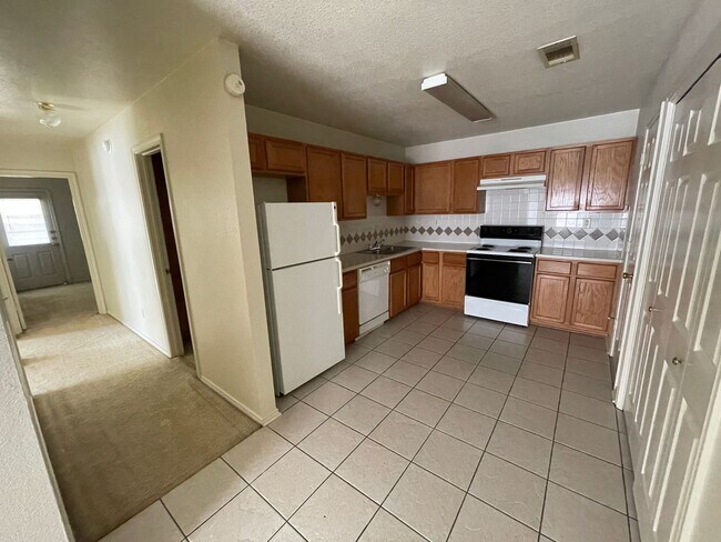 5005 John David Dr Killeen, TX 76549 photo 4