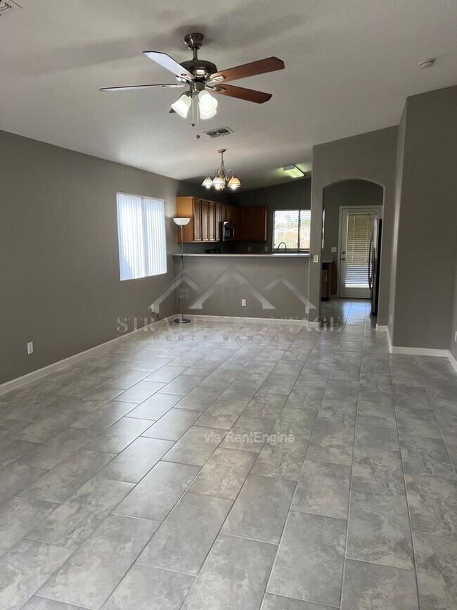 830 E Geona St San Tan Valley, AZ 85140 photo 3