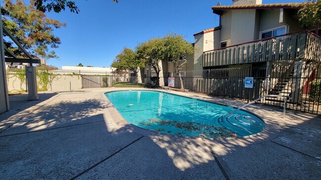 35214 Lido Blvd Newark, CA 94560 photo 4