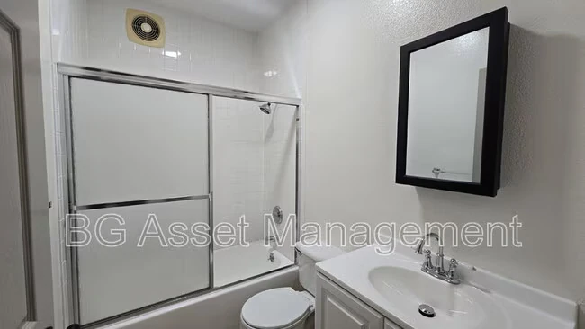 130 Marina Way Richmond, CA 94801 photo 5