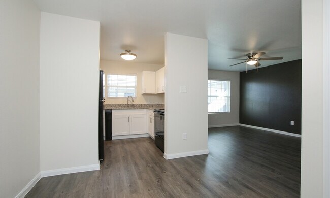 Crossings at Alderson Apartments photo 3