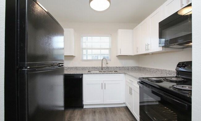 Crossings at Alderson Apartments photo 4