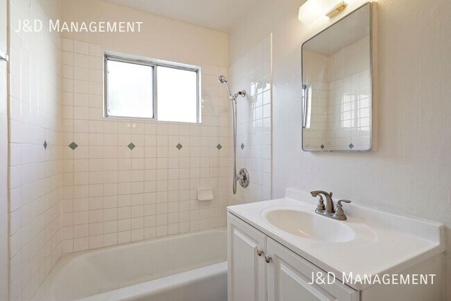 824 47th St San Diego, CA 92102 photo 5