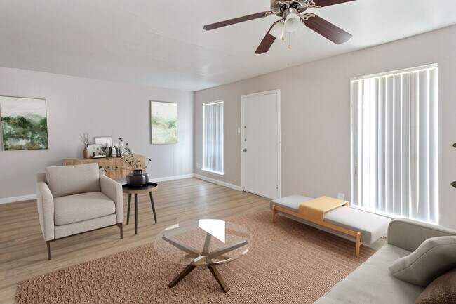Sharpstown Manor photo 3