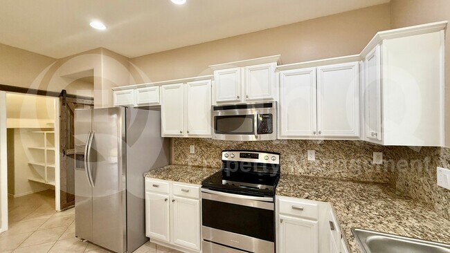 1963 E Los Alamos St Gilbert, AZ 85295 photo 4