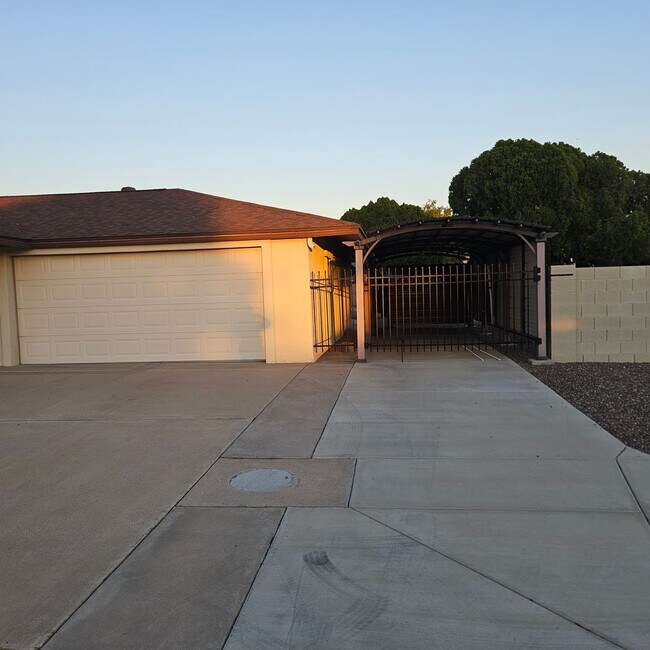 Cozy 2 Bedroom Unit In Sun City Community photo 4