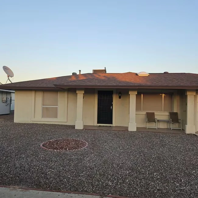 Cozy 2 Bedroom Unit In Sun City Community photo 2