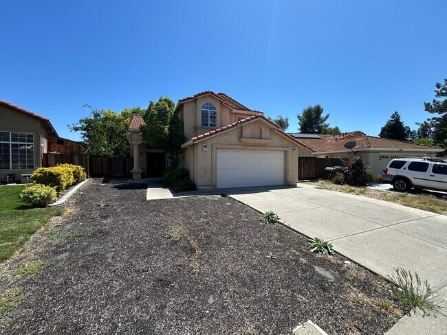 Spacious 4 Bedroom 2.5 Bath Home Antioch photo 2