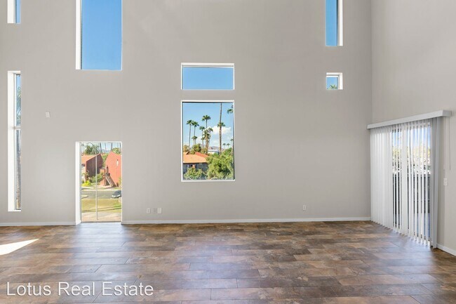 1111 W University Dr Tempe, AZ 85281 photo 2