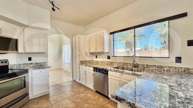 1520 E Flint St Chandler, AZ 85225 photo 4