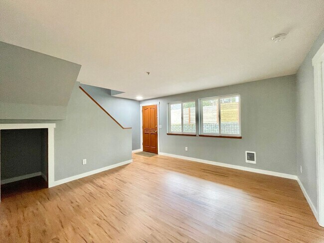 15313 15th Ave NE Shoreline, WA 98155 photo 4
