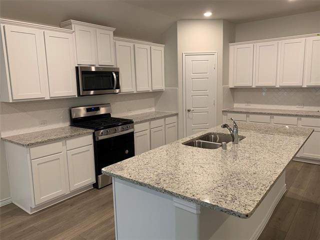 6321 Crownmere Dr Krugerville, TX 76227 photo 2