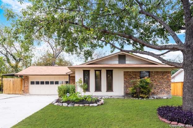 1015 Cerro Alto Dr San Antonio, TX 78213 photo 2