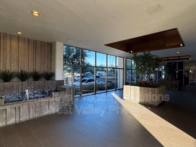 2323 N Central Ave Phoenix, AZ 85004 photo 3