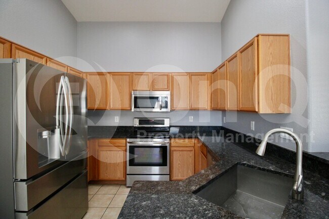 20986 North 84th Drive, Peoria, AZ 85382 photo 2