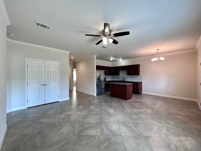 7307 Bar K Ranch Rd Lago Vista, TX 78645 photo 4