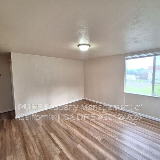 2802 Western Ave Petaluma, CA 94952 photo 5