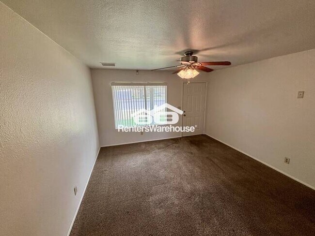 318 N Los Feliz Dr Chandler, AZ 85226 photo 4