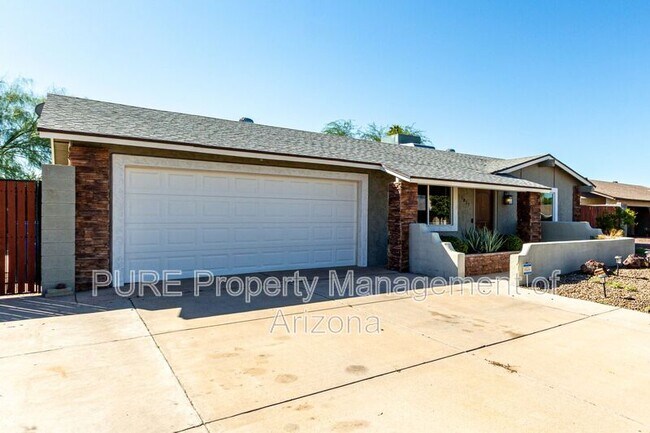 1817 W Portobello Ave photo 2