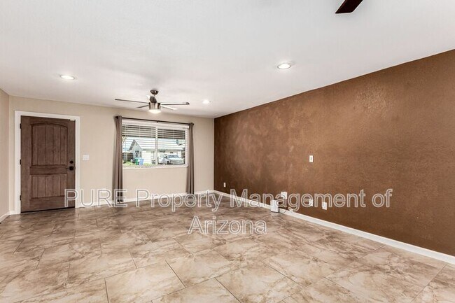 1817 W Portobello Ave photo 3