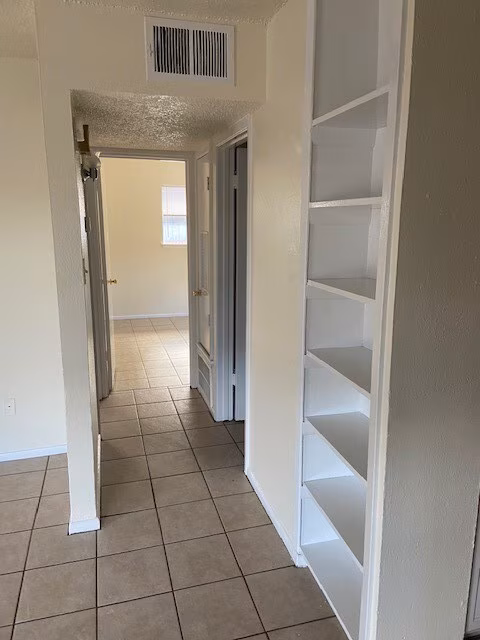 818 Hazelton St San Marcos, TX 78666 photo 3