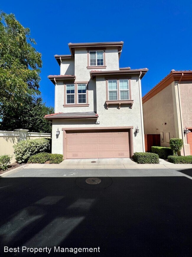 446 Selby Lane, Livermore, CA 94551 photo 2