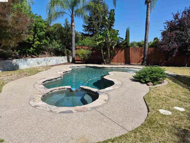 4016 Caldera Way Antioch, CA 94509 photo 2