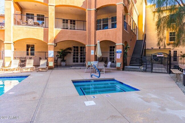 14575 W Mountain View Blvd Surprise, AZ 85374 photo 5