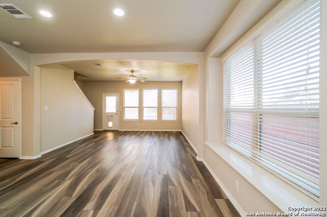 22454 Akin Fawn San Antonio, TX 78261 photo 3