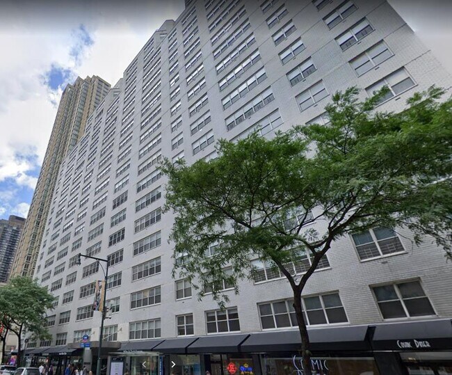 888 8th Ave New York, NY 10019 photo 4